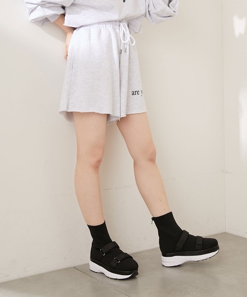 Chico(チコ)の「ロゴスウェットショートパンツ(スウェットパンツ・レディース・グレー/アイボリー/ブラック・FREE)」の13枚目の写真