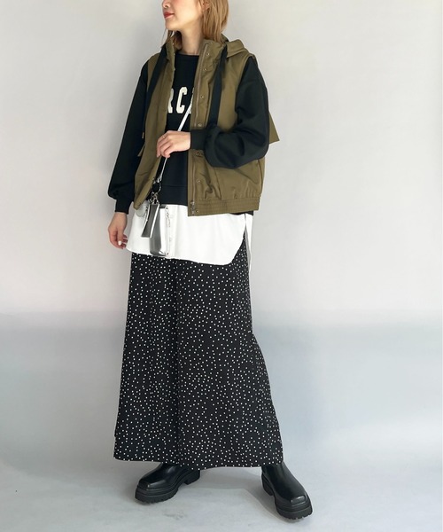PICCIN(ピッチン)の「異素材切替フロントロゴプルオーバー(Tシャツ/カットソー・レディース・ブラック/グレイッシュベージュ・M/L)」の7枚目の写真