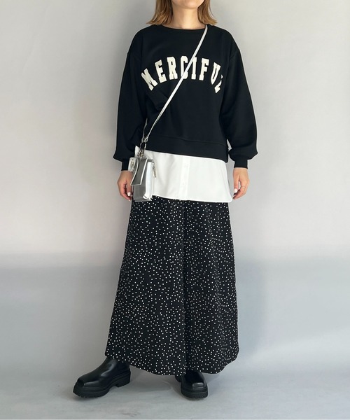 PICCIN(ピッチン)の「異素材切替フロントロゴプルオーバー(Tシャツ/カットソー・レディース・ブラック/グレイッシュベージュ・M/L)」の3枚目の写真