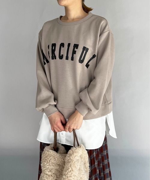 PICCIN(ピッチン)の「異素材切替フロントロゴプルオーバー(Tシャツ/カットソー・レディース・ブラック/グレイッシュベージュ・M/L)」の4枚目の写真