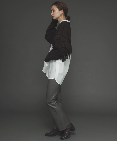 SENSE OF PLACE by URBAN RESEARCH（センスオブプレイスバイアーバンリサーチ）の「フリンジケーブルショートセーター（ニット/セーター・レディース・グレー/ブラウン/ライトカーキ・ONE）」の6枚目の写真
