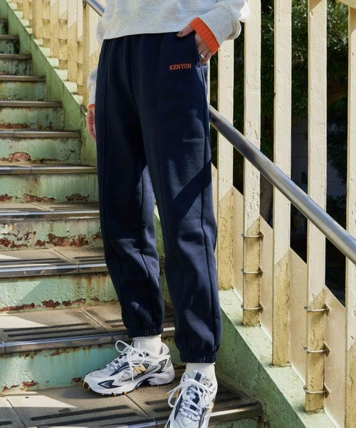 Auntie Rosa Holiday(アンティローザホリデー)の「裏起毛スウェットジョガーパンツ(スウェットパンツ・レディース・グリーン/ライトグレー/アイボリー/ネイビー・FREE)」の4枚目の写真