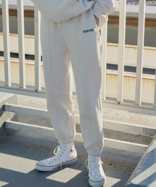 Auntie Rosa Holiday(アンティローザホリデー)の「裏起毛スウェットジョガーパンツ(スウェットパンツ・レディース・グリーン/ライトグレー/アイボリー/ネイビー・FREE)」の2枚目の写真