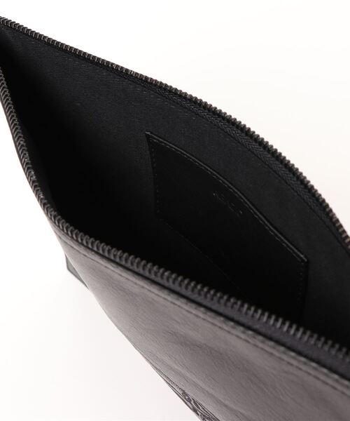 KENZO（ケンゾー）の「Kampus Tiger Large Pouch Leather（クラッチバッグ・メンズ・ブラック系その他・ONE SIZE）」の5枚目の写真