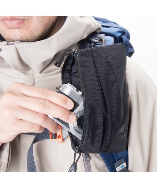 karrimor（カリマー）の「TC shoulder pouch（ショルダーバッグ・メンズ・ライトブルー/ブラック/グレー/ライトオリーブ/イエロー系/グレイッシュブルー/ブラウン/チャコール・ONESIZE/FREE）」の13枚目の写真