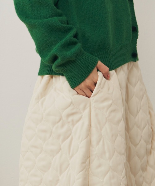 MERLOT（メルロー）の「ラウンドキルト中綿スカート（スカート・レディース・ブラック/カーキ/ナチュラル・FREE）」の16枚目の写真