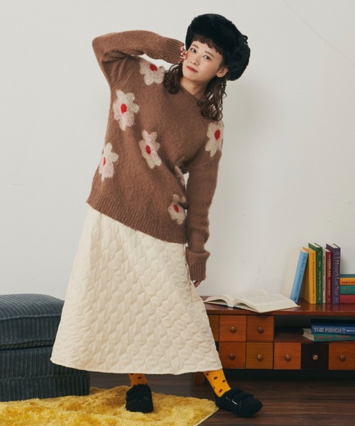 MERLOT（メルロー）の「ラウンドキルト中綿スカート（スカート・レディース・ブラック/カーキ/ナチュラル・FREE）」の13枚目の写真