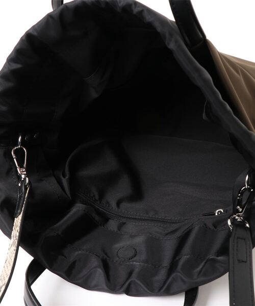 Andemiu（アンデミュウ）の「マルチトートバッグ261756（ショルダーバッグ・レディース・ブラウン/カーキ/ブラック/ライトグレー・FREE）」の5枚目の写真