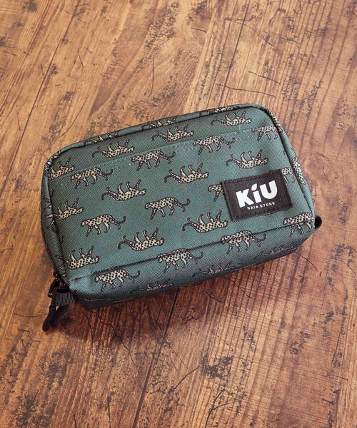 KiU(キウ)の「ウォーターリペレント ポーチL(ポーチ・レディース・カモフラージュ/ホワイト×ブルー/ホワイト系その他/ブラック系その他/その他10/ゼブラ/アニマル/カラフル/ブルー系その他/ブラック/レッド系その他/マルチ/ブラック×カーキ/ブラウン/ブルーグリーン/イエロー/タイガーカモ/ブラック系その他2/ブルー系その他2/ベージュ系その他/レオパード・FREE)」の19枚目の写真