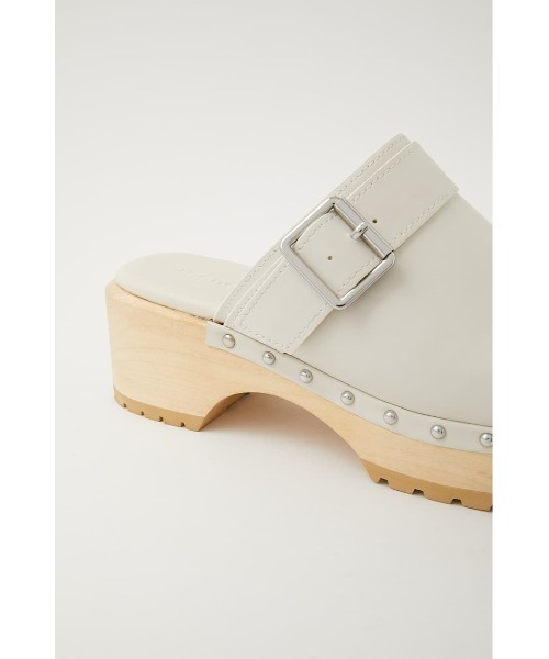 MOUSSY（マウジー）の「BELTED CROGS（サンダル・レディース・アイボリー/ブラック・MEDIUM/SMALL/LARGE）」の12枚目の写真