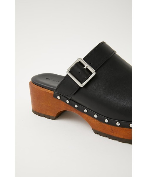 MOUSSY（マウジー）の「BELTED CROGS（サンダル・レディース・アイボリー/ブラック・MEDIUM/SMALL/LARGE）」の15枚目の写真