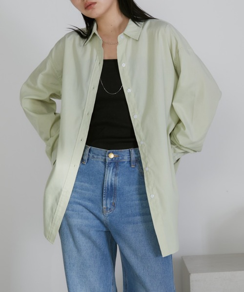 Aunt Marie's（アントマリーズ）の「【新色追加】オーバーサイズベーシックルーズシャツ【ロングセラー！】（シャツ/ブラウス・レディース・ブルー/パープル/ホワイト/ピンク/グリーン/ライトブルー/ブラウン/ダークグリーン/イエロー/サックスブルー/ライトピンク/グレー/ネイビー/ライトグリーン/モカ/ネイビー×ホワイト/ライトイエロー・FREE）」の22枚目の写真