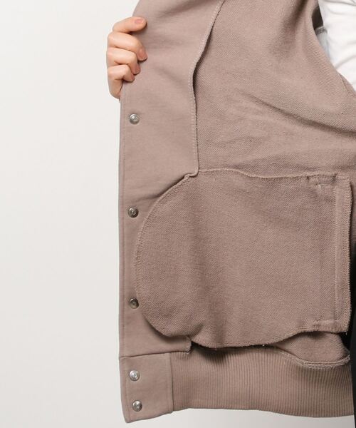 make a ray!(メイク ア レイ!)の「ワッペン刺繍 リブライン オーバーサイズ カットスタジャン(スタジャン・メンズ・ベージュ/グリーン/ブラック・M/L)」の9枚目の写真