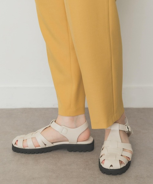 RODE SKO（ロデスコ）の「厚底グルカサンダル（サンダル・レディース・ブラック/アイボリー・36/37/38）」の3枚目の写真