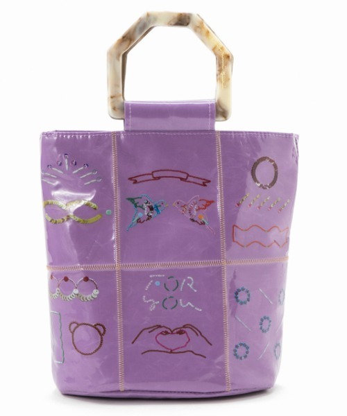 Casselini（キャセリーニ）の「【emiumigumi×Casselini】Casselini(キャセリーニ)刺繍プリントバッグ（ハンドバッグ・レディース・ブラック/パープル・FREE）」の19枚目の写真