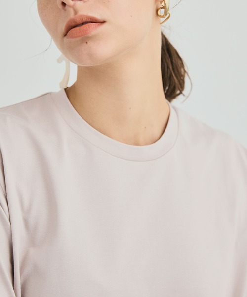 UNITED TOKYO（ユナイテッドトウキョウ）の「SUVINスリープライTシャツ（Tシャツ/カットソー・レディース・ホワイト/ブラック/ベージュ/ブルー・1/2）」の13枚目の写真