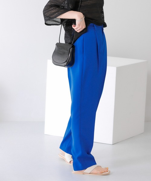 KBF（ケイビーエフ）の「illi　ワンタックセンタープレスパンツ（その他パンツ・レディース・アイボリー/チャコールグレー/ブルー・34/36/38）」の13枚目の写真