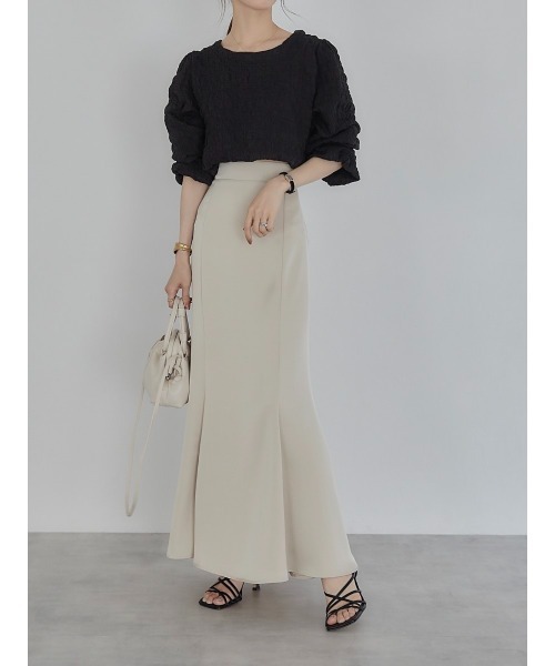 A AMEL（エイメル）の「volume sleeve emboss blouse black（シャツ/ブラウス・レディース・ブラック・FREE）」の7枚目の写真