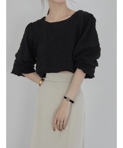 A AMEL（エイメル）の「volume sleeve emboss blouse black（シャツ/ブラウス・レディース・ブラック・FREE）」の15枚目の写真