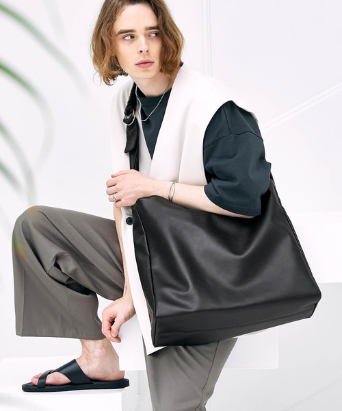 シンセティックレザー リングバックルショルダーバッグ EMMA