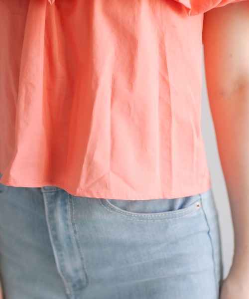 OLIVE des OLIVE(オリーブデオリーブ)の「バルーン衿オフショルプルオーバー(シャツ/ブラウス・レディース・オフホワイト/オレンジ/ベージュ・FREE)」の11枚目の写真