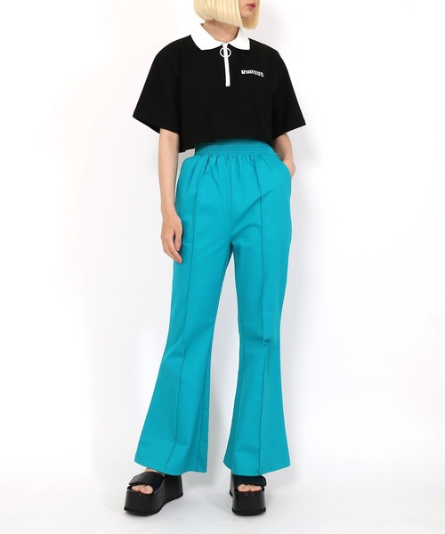 PUNYUS（プニュズ）の「ワンポイントハーフZIPポロシャツ（ポロシャツ・レディース・ベージュ/グリーン/オフホワイト/ブラック・2/1/3/4）」の2枚目の写真