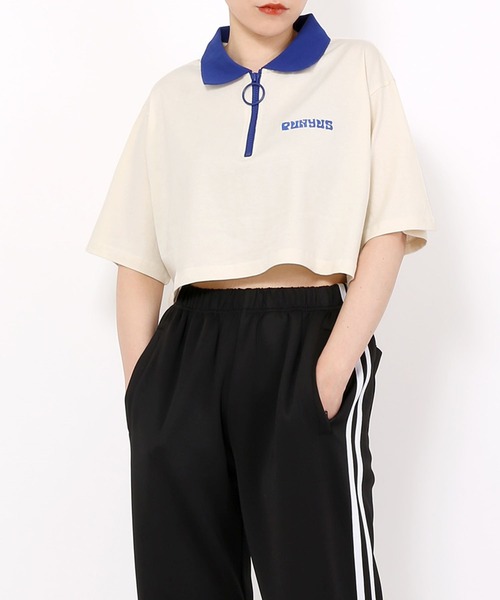 PUNYUS（プニュズ）の「ワンポイントハーフZIPポロシャツ（ポロシャツ・レディース・ベージュ/グリーン/オフホワイト/ブラック・2/1/3/4）」の8枚目の写真