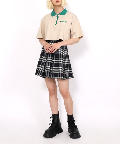 PUNYUS（プニュズ）の「ワンポイントハーフZIPポロシャツ（ポロシャツ・レディース・ベージュ/グリーン/オフホワイト/ブラック・2/1/3/4）」の21枚目の写真