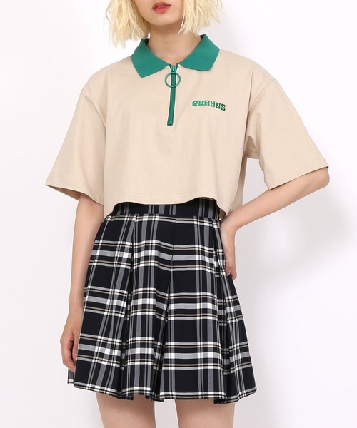 PUNYUS（プニュズ）の「ワンポイントハーフZIPポロシャツ（ポロシャツ・レディース・ベージュ/グリーン/オフホワイト/ブラック・2/1/3/4）」の20枚目の写真