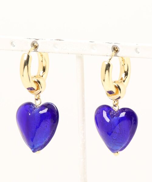 TIMELESS&THREE（タイムレスアンドスリー）の「2wayハートピアス（ピアス（両耳用）・レディース・ブルー/ターコイズブルー/グリーン/レッド/ホワイト/ライトグリーン/ピンク/ダークブルー/レッド系その他・FREE）」の17枚目の写真