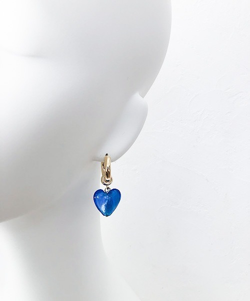 TIMELESS&THREE（タイムレスアンドスリー）の「2wayハートピアス（ピアス（両耳用）・レディース・ブルー/ターコイズブルー/グリーン/レッド/ホワイト/ライトグリーン/ピンク/ダークブルー/レッド系その他・FREE）」の19枚目の写真