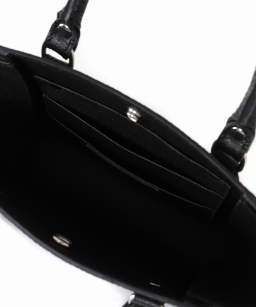 AULENTTI(オウレンティ)の「■■■【AULENTTI/オウレンティ】レザーショルダートート(トートバッグ・レディース・ブラック/ブラウン・FREE)」の19枚目の写真