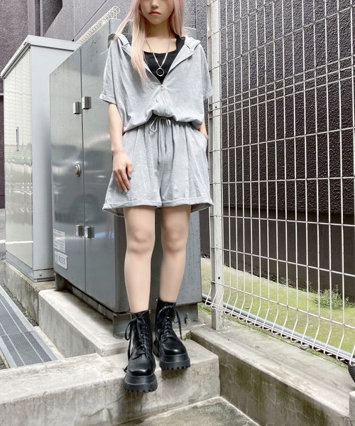 Figments（フィグメンツ）の「カットロンパース（サロペット/オーバーオール・レディース・ブラック/グレー・FREE）」の4枚目の写真