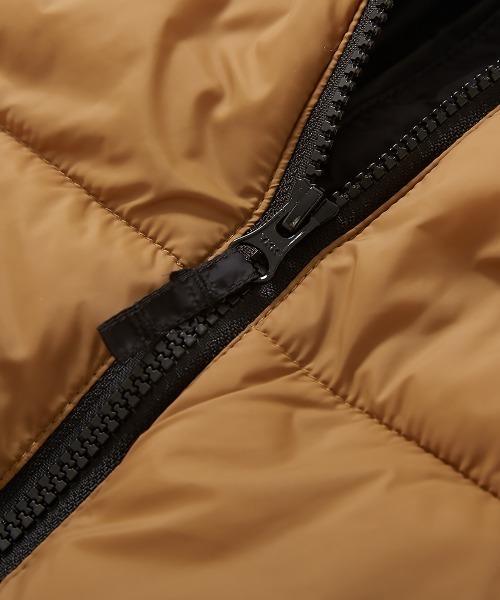 devirock（デビロック）の「洗える ファイバーダウン スタンドカラー ライト ジャケット（ダウンジャケット/コート・キッズ・ブラック/ブルーグレー/グレー系その他/キャメル/イエロー系その他/レッド系その他/その他7/ブルー系6/グリーン系/ブルー系1/スミクロ/グレイッシュブルー/バイオレット/ライトブラウン/パープル系7・110cm/100cm/120cm/130cm/140cm/150cm/160cm）」の19枚目の写真