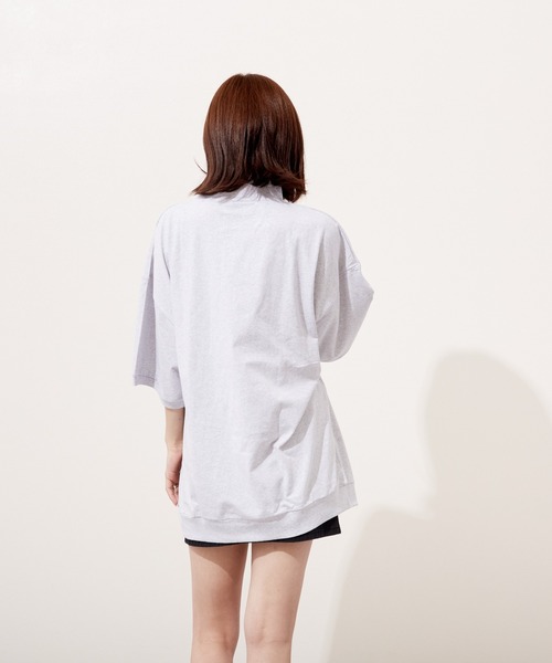 VIBGYOR(ヴィブジョー)の「ハーフZIP 刺繍 半袖 Hi/N(BEY)(Tシャツ/カットソー・メンズ・ロイヤルブルー/ブラック/アッシュグレー・MEDIUM/LARGE)」の5枚目の写真