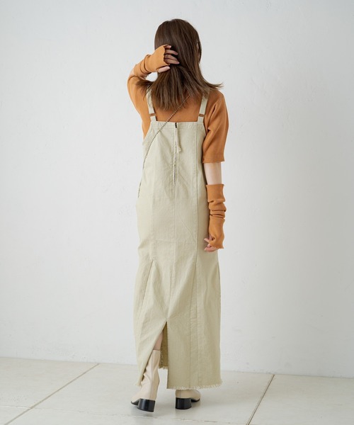 Kastane（カスタネ）の「【サイズ展開あり】ストレッチデニムフリンジジャンスカ（ジャンパースカート・レディース・ブラック/ベージュ・2/1/0）」の6枚目の写真