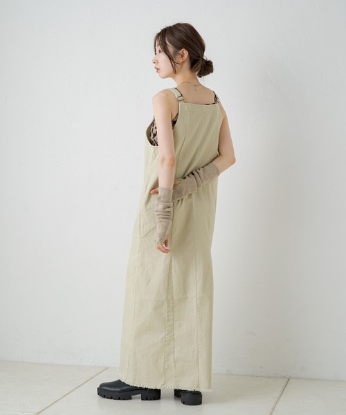 Kastane（カスタネ）の「【サイズ展開あり】ストレッチデニムフリンジジャンスカ（ジャンパースカート・レディース・ブラック/ベージュ・2/1/0）」の21枚目の写真