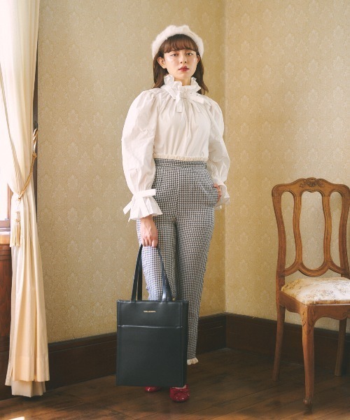 MIRO AMURETTE（ミロアミュレット）の「volume ribbon blouse/ボリュームリボンブラウス（シャツ/ブラウス・レディース・ホワイト/ブラック/ピンク・FREE）」の18枚目の写真