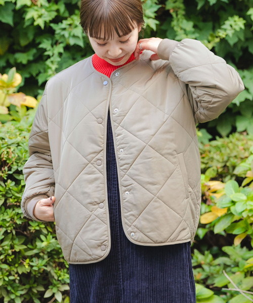 中綿キルティングノーカラージャケット