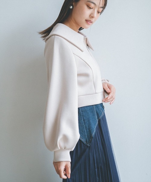 REDYAZEL（レディアゼル）の「ビッグカラーダンボールプルオーバー（その他トップス・レディース・ベージュ/ブラック/ダークグリーン・FREE）」の13枚目の写真