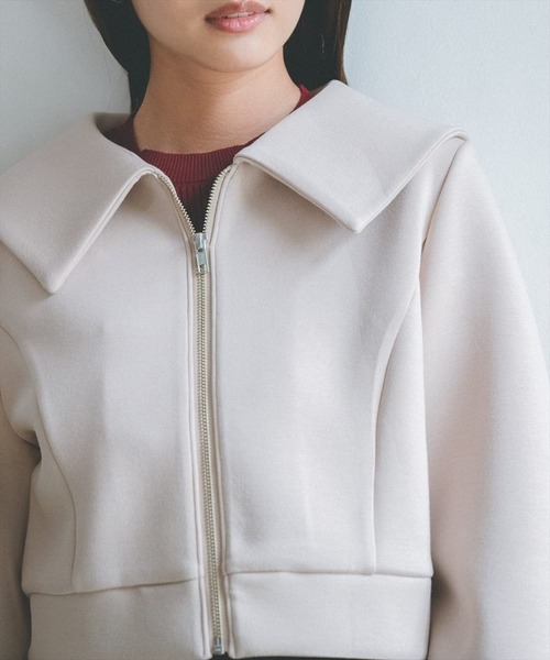 REDYAZEL（レディアゼル）の「ビッグカラーダンボールプルオーバー（その他トップス・レディース・ベージュ/ブラック/ダークグリーン・FREE）」の15枚目の写真