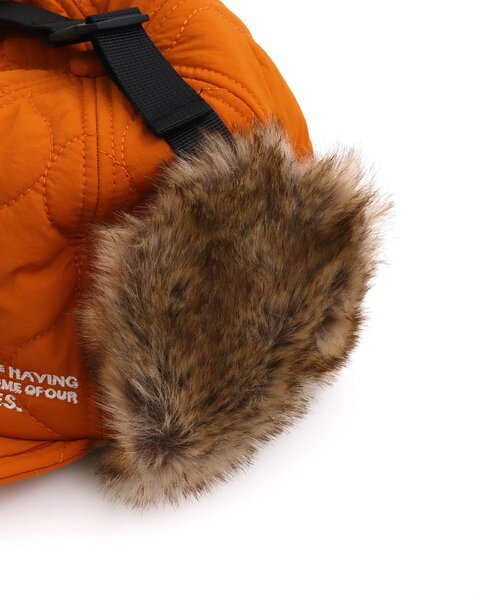 BREEZE（ブリーズ）の「キルトフライトキャップ（キャップ・キッズ・ブラック/オレンジ/キャメル・58/50/54）」の14枚目の写真