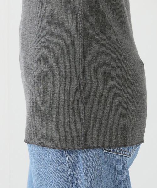 Deuxieme Classe（ドゥーズィエムクラス）の「* rib タートル（Tシャツ