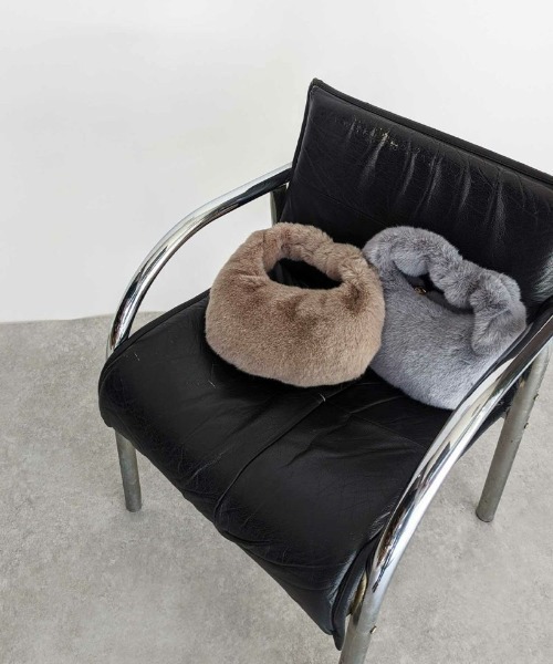 PICCIN(ピッチン)の「ノットモチーフワンハンドルファーバッグ(ハンドバッグ・レディース・ブラウン/グレー・FREE)」の15枚目の写真