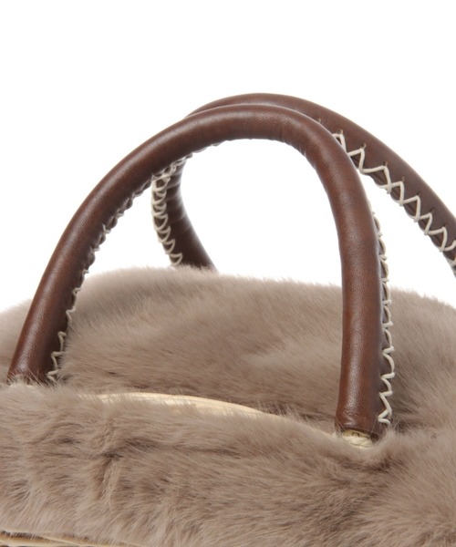 studio CLIP(スタディオクリップ)の「フェイクファーカバーかごバッグ(かごバッグ・レディース・ブラック/ベージュ・FREE)」の4枚目の写真
