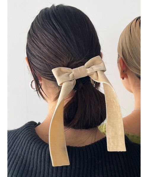 EMODA（エモダ）の「ポイントベロアタイ（ヘアゴム・レディース・ベージュ/ブラック・FREE）」の6枚目の写真