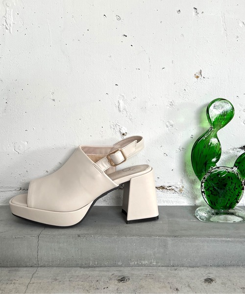 byあしながおじさん（バイアシナガオジサン）の「厚底サンダル　8980701（サンダル・レディース・ブラック/ベージュ/アイボリー/ラベンダー・22.5cm/23.5cm/24.5cm/23.0cm/24.0cm）」の10枚目の写真