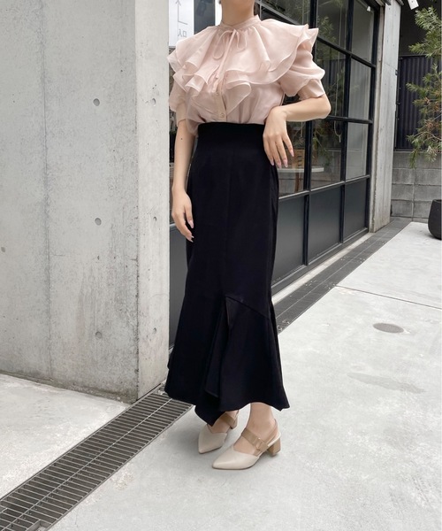 one wayザッカ（ワンウェイザッカ）の「ベルト付ポインテッドヒール（パンプス・レディース・ホワイト/ブラック/グリーン・SMALL/MEDIUM/LARGE/X-LARGE）」の13枚目の写真