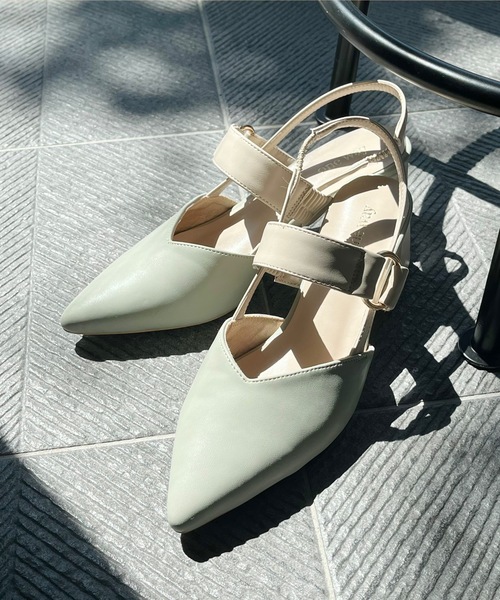 one wayザッカ（ワンウェイザッカ）の「ベルト付ポインテッドヒール（パンプス・レディース・ホワイト/ブラック/グリーン・SMALL/MEDIUM/LARGE/X-LARGE）」の17枚目の写真