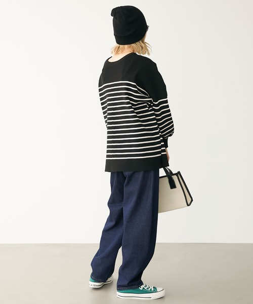 Chaco closet（チャコ クローゼット）の「片畦編みオーバーサイズクルーネックニットカーディガン（カーディガン/ボレロ・レディース・オレンジ系/ブラック系/ブラック/ネイビー系/オフホワイト・FREE）」の16枚目の写真